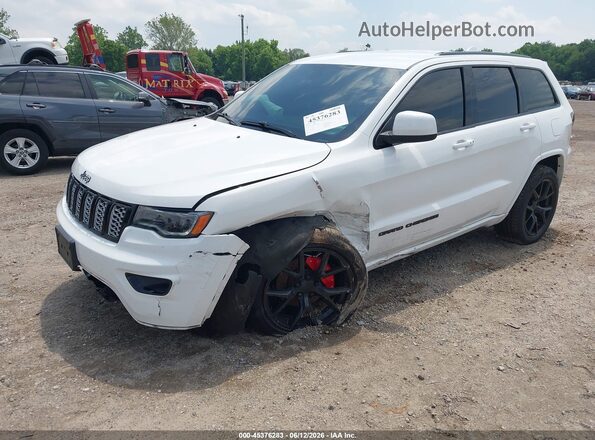 1C4RJFAG7HC926974 2017 JEEP GRAND CHEROKEE White Front left