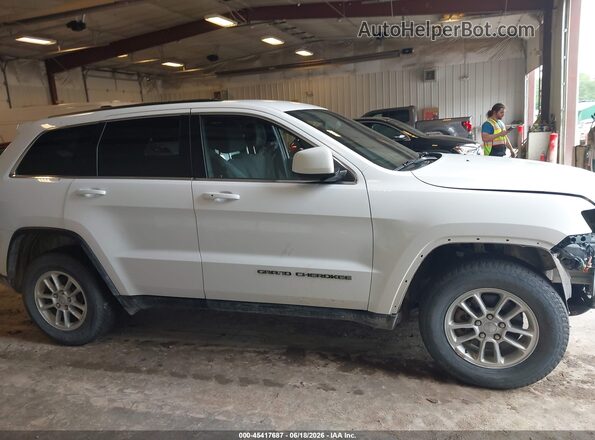 1C4RJFAG7JC276565 2018 JEEP GRAND CHEROKEE White Widok zestawu wskaźników