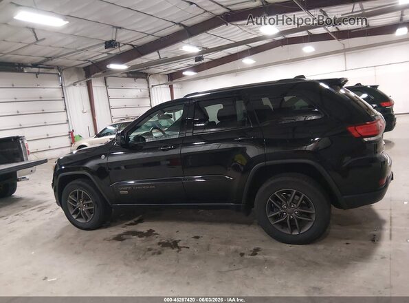 1C4RJFAG8HC671476 2017 JEEP GRAND CHEROKEE Black Vista interior de 360 grados