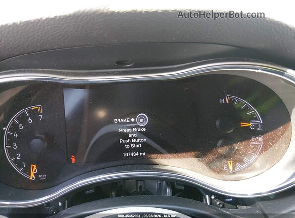1C4RJFAG8JC309749 2018 JEEP GRAND CHEROKEE White Հետևի նստատեղերի տեսք