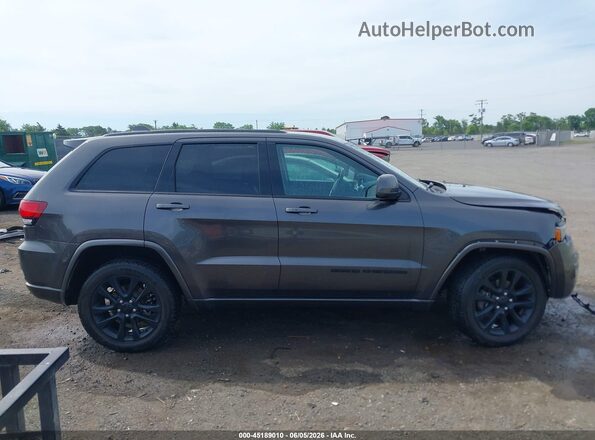 1C4RJFAG8LC420840 2020 JEEP GRAND CHEROKEE Gray Rear interior view