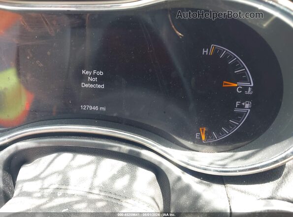 1C4RJFAG9GC425504 2016 JEEP GRAND CHEROKEE Red Widok tylnych siedzeń
