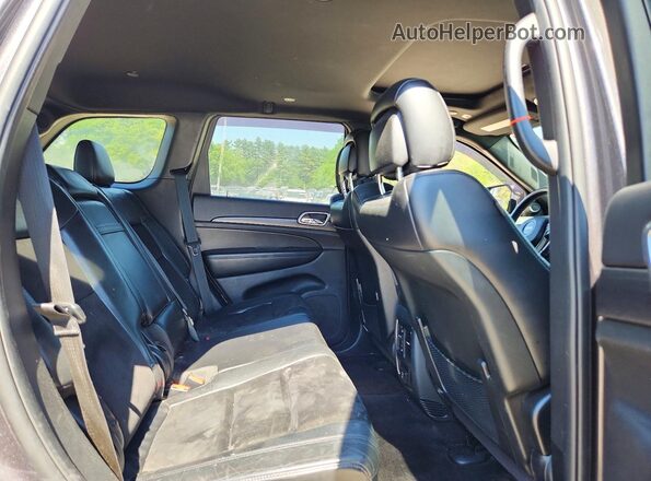 1C4RJFAG9JC272727 2018 JEEP GRAND Gray Rear interior view