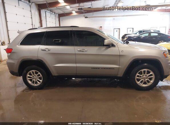 1C4RJFAG9KC772288 2019 JEEP GRAND CHEROKEE Silver Vista interior trasera