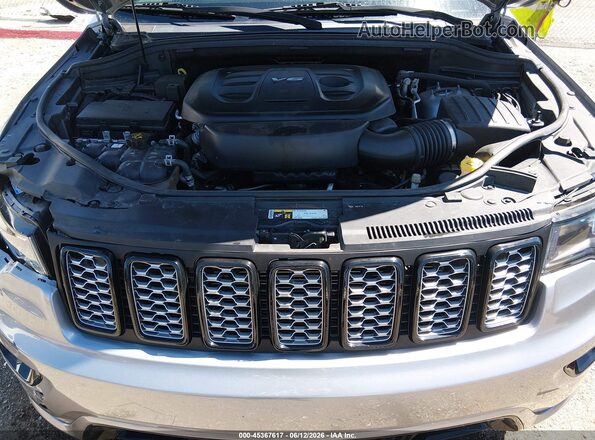 1C4RJFAGXHC714408 2017 JEEP GRAND CHEROKEE Silver უკანა ხედი