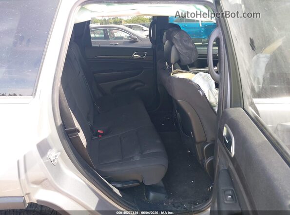 1C4RJFAGXJC342932 2018 JEEP GRAND CHEROKEE Silver VIN კოდის სტიკერის ხედი