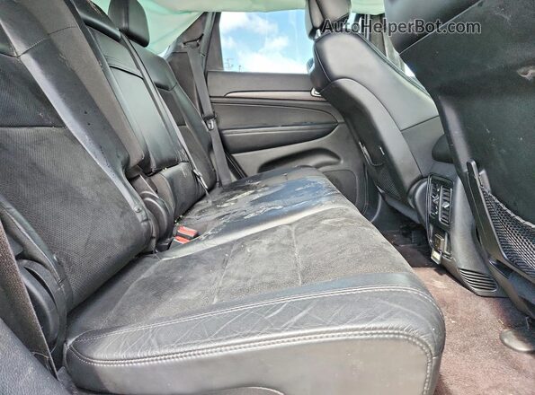 1C4RJFAGXJC343109 2018 JEEP GRAND White Vista interior trasera