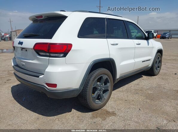 1C4RJFAGXJC370326 2018 JEEP GRAND CHEROKEE White Rear right