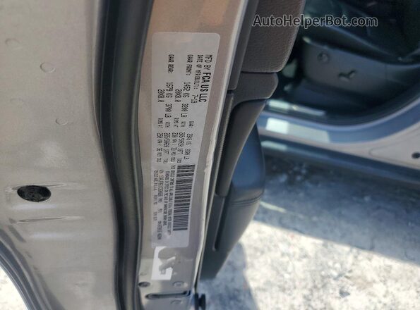 1C4RJFBG1KC830666 2019 JEEP GRAND Silver Widok naklejki z numerem VIN
