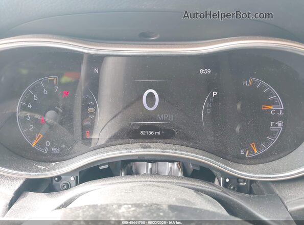 1C4RJFBG2HC809253 2017 JEEP GRAND CHEROKEE Silver Widok tylnych siedzeń