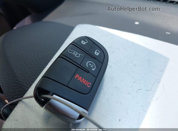 1C4RJFBG2HC849672 2017 JEEP GRAND CHEROKEE Темно-бордовый Вид панели приборов