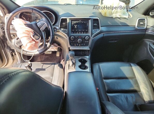 1C4RJFBG2JC208012 2018 JEEP GRAND Серебряный Вид панели приборов