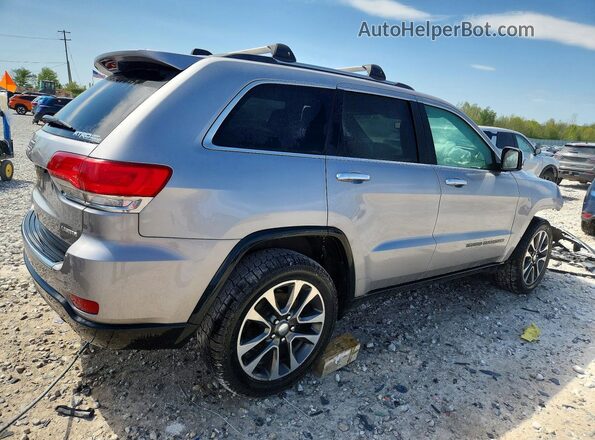 1C4RJFBG2JC208012 2018 JEEP GRAND Серебряный Задняя правая четверть