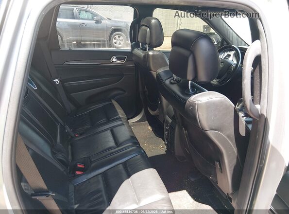 1C4RJFBG2LC263126 2020 JEEP GRAND CHEROKEE Silver VIN կոդի պիտակի տեսք