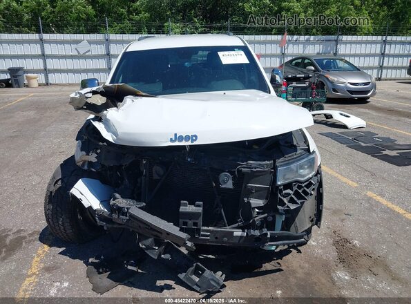 1C4RJFBG3JC406761 2018 JEEP GRAND CHEROKEE White Rear interior view
