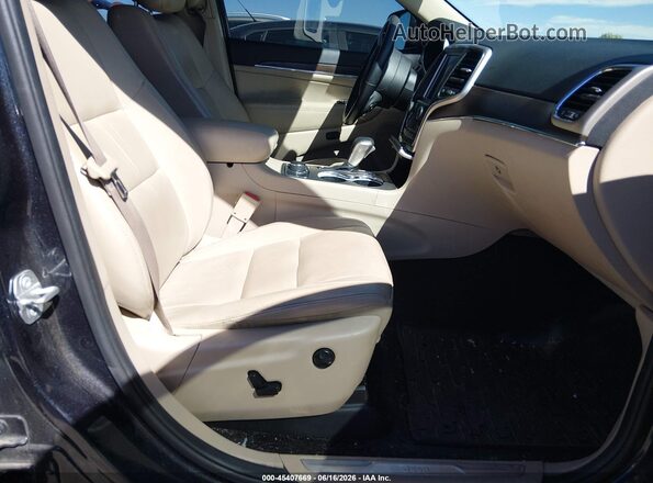 1C4RJFBG4GC381409 2016 JEEP GRAND CHEROKEE Blue Front interior view