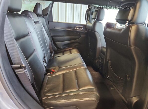 1C4RJFBG4HC604064 2017 JEEP GRAND Серебряный 