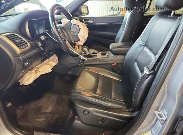 1C4RJFBG4HC604064 2017 JEEP GRAND Серебряный 