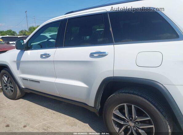 1C4RJFBG4HC810419 2017 JEEP GRAND CHEROKEE White 360 interior view