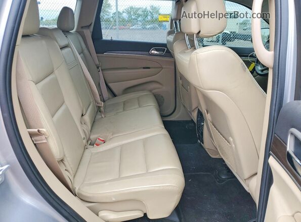 1C4RJFBG4JC289627 2018 JEEP GRAND Silver Սալոնի հետևի տեսք
