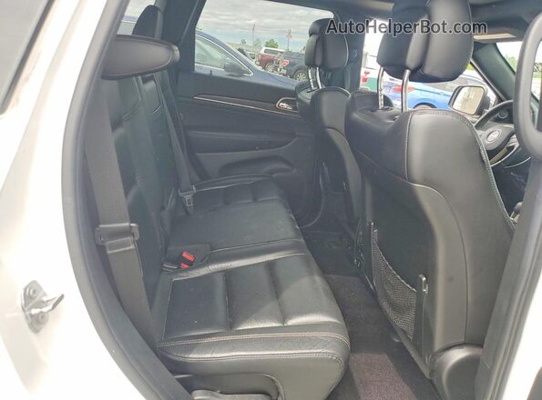 1C4RJFBG5HC765202 2017 JEEP GRAND White Rear interior view