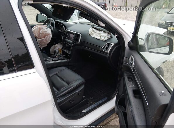 1C4RJFBG5JC363072 2018 JEEP GRAND CHEROKEE Белый Вид салона спереди
