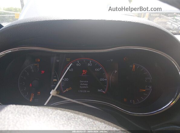 1C4RJFBG6GC333183 2016 JEEP GRAND CHEROKEE Gray Rear seats view
