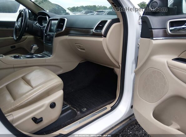 1C4RJFBG6HC662404 2017 JEEP GRAND CHEROKEE White წინა სალონის ხედი
