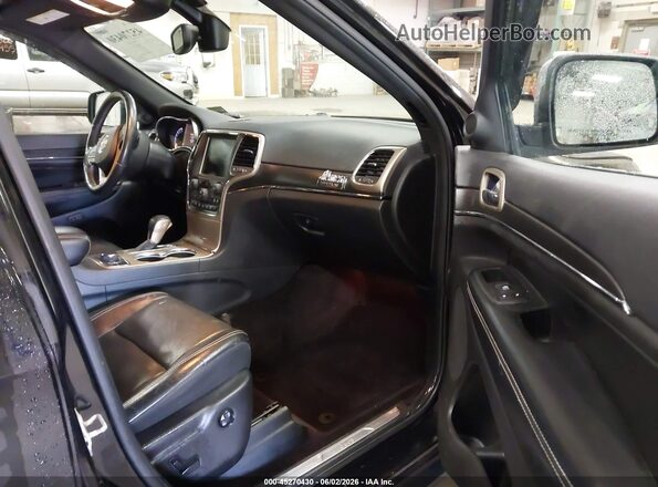 1C4RJFBG6HC908979 2017 JEEP GRAND CHEROKEE Black Вид салону спереду
