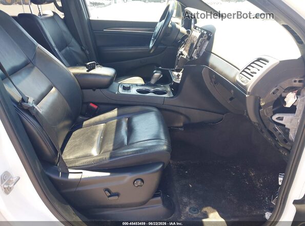 1C4RJFBG6JC138465 2018 JEEP GRAND CHEROKEE White Սալոնի դիմացի տեսք