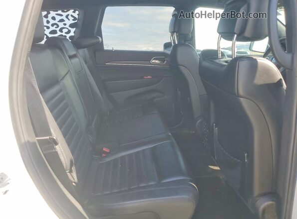 1C4RJFBG6JC166573 2018 JEEP GRAND White Вид задньої частини салону