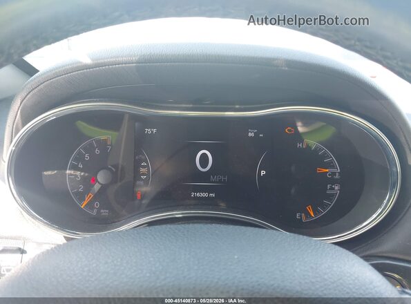 1C4RJFBG6JC225783 2018 JEEP GRAND CHEROKEE White Vista de los asientos traseros
