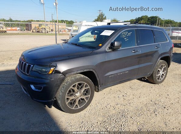 1C4RJFBG6JC263529 2018 JEEP GRAND CHEROKEE Gray Առջևի ձախ երեք քառորդ տեսարան