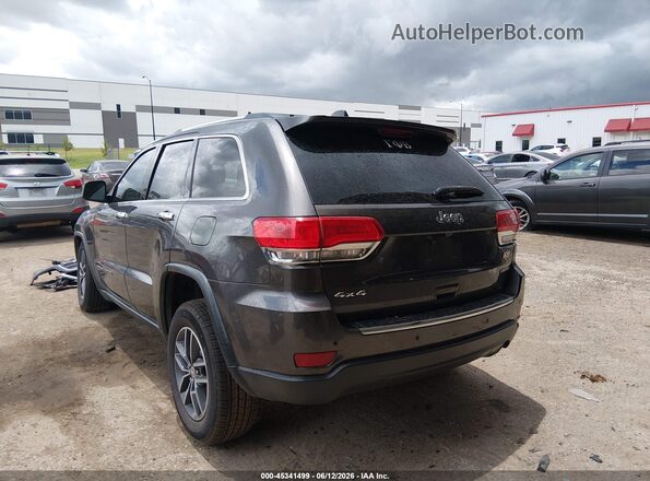 1C4RJFBG6JC446283 2018 JEEP GRAND CHEROKEE Silver Tył lewy