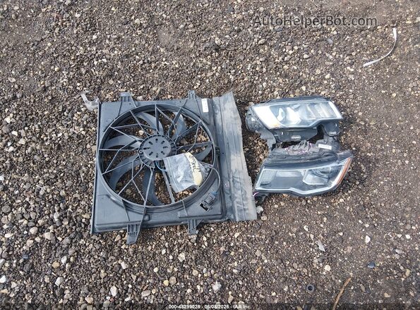 1C4RJFBG6LC290409 2020 JEEP GRAND CHEROKEE Белый Вид щитка приборов