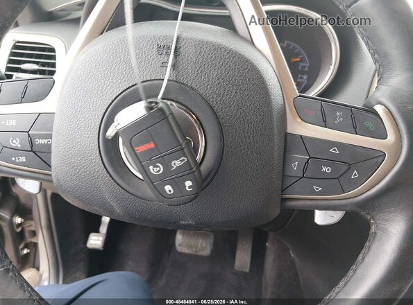 1C4RJFBG7GC380691 2016 JEEP GRAND CHEROKEE Черный Вид панели приборов