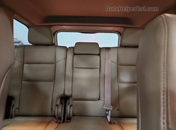 1C4RJFBG7HC802864 2017 JEEP GRAND White Rear seats view