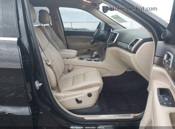 1C4RJFBG7HC880089 2017 JEEP GRAND CHEROKEE Черный Вид салона спереди