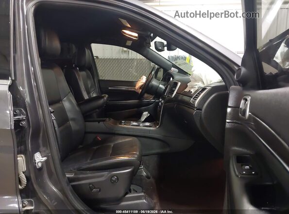 1C4RJFBG8JC347562 2018 JEEP GRAND CHEROKEE Gray Вид салону спереду