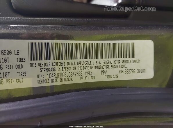 1C4RJFBG8JC347562 2018 JEEP GRAND CHEROKEE Gray Вид підкапотного простору