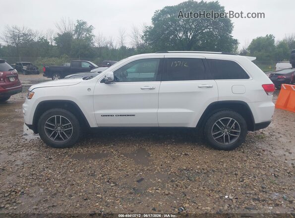 1C4RJFBG9JC453860 2018 JEEP GRAND CHEROKEE White Սալոնի 360 աստիճան տեսք