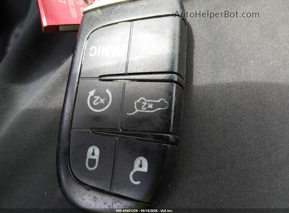 1C4RJFBG9KC831533 2019 JEEP GRAND CHEROKEE Black Вид панелі приладів