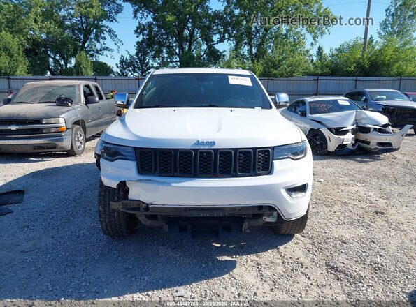 1C4RJFBG9MC726428 2021 JEEP GRAND CHEROKEE White Widok wnętrza z tyłu