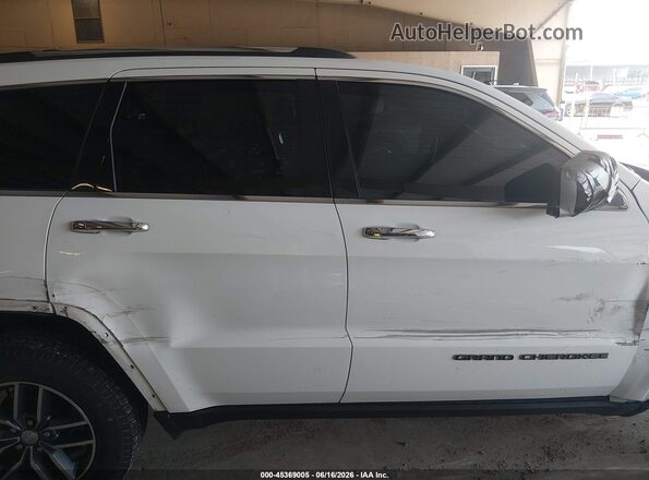 1C4RJFBGXHC862086 2017 JEEP GRAND CHEROKEE White Widok wnętrza z tyłu