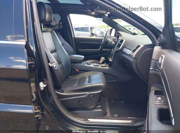1C4RJFBGXHC879700 2017 JEEP GRAND CHEROKEE Black Вид салону спереду