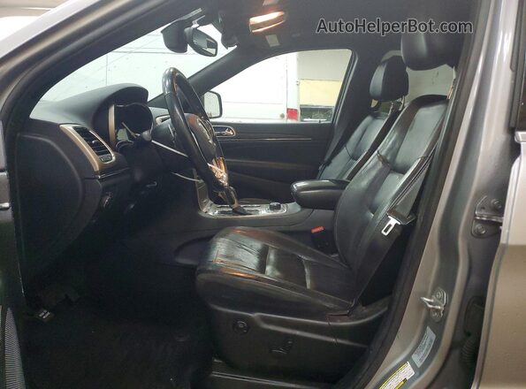 1C4RJFBT3HC875582 2017 JEEP GRAND Silver Vista interior delantera