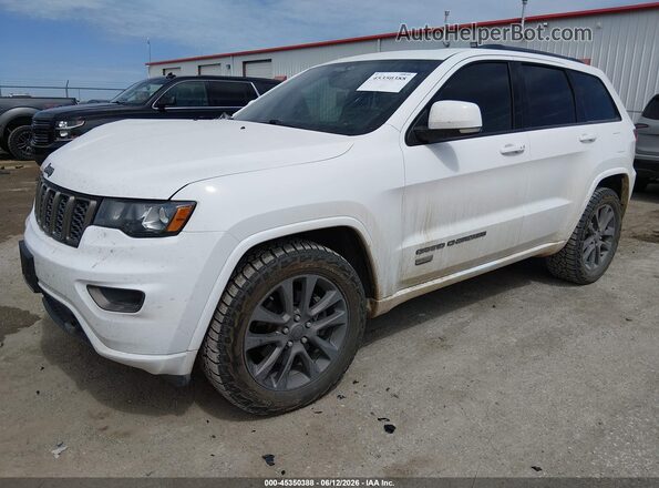 1C4RJFBT7HC640098 2017 JEEP GRAND CHEROKEE White Front left