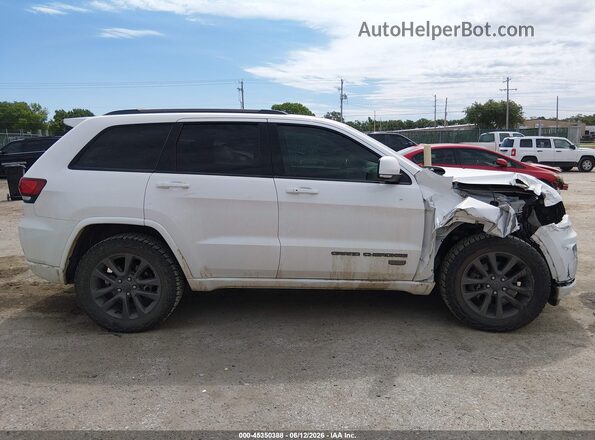 1C4RJFBT7HC640098 2017 JEEP GRAND CHEROKEE White 360 interior view