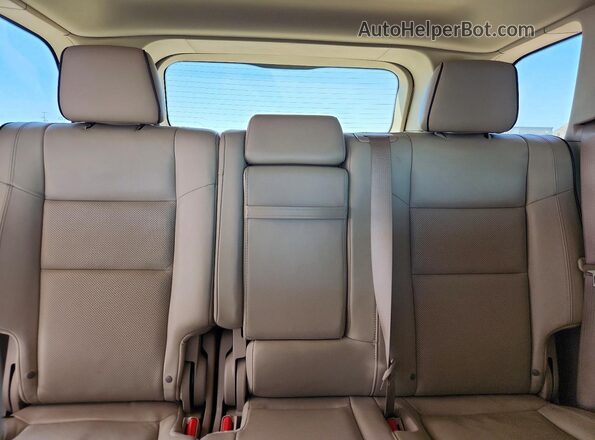 1C4RJFCG0KC590458 2019 JEEP GRAND White Vista de los asientos traseros