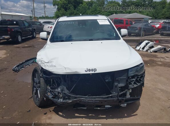 1C4RJFCG2JC211877 2018 JEEP GRAND CHEROKEE White უკანა სალონის ხედი